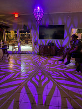 Load image into Gallery viewer, Cascading Diamond || GrandGeo Chandelier