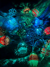 Load image into Gallery viewer, StringGeo || 3D printed LED String Lights