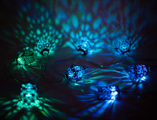 Load image into Gallery viewer, StringGeo || 3D printed LED String Lights