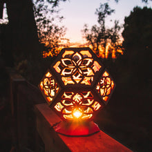 Load image into Gallery viewer, Mystic Leaves || LampGeo || Rechargeable LED Shadow Lamp