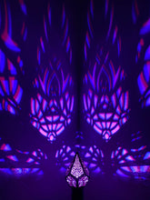 Load image into Gallery viewer, Sacral Spire || BulbGeo